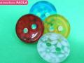 BOTTONE NYLON DUE FORI TRASPARENTE LUCIDO CON FIORI